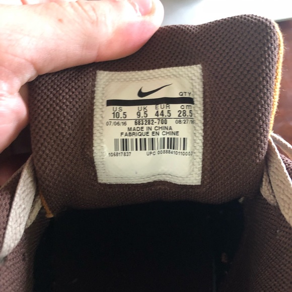 Need gone bought for 200 like 100$ for them. - Picture 3 of 6